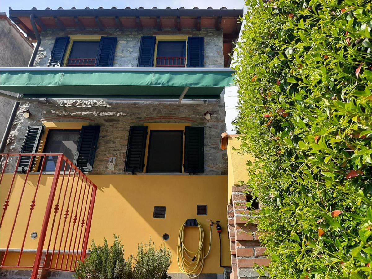 Deliziosa Casetta Sull'Appennino Toscano Montefegatesi Eksteriør billede