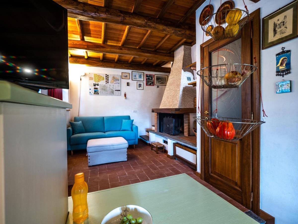 Deliziosa Casetta Sull'Appennino Toscano Montefegatesi Eksteriør billede
