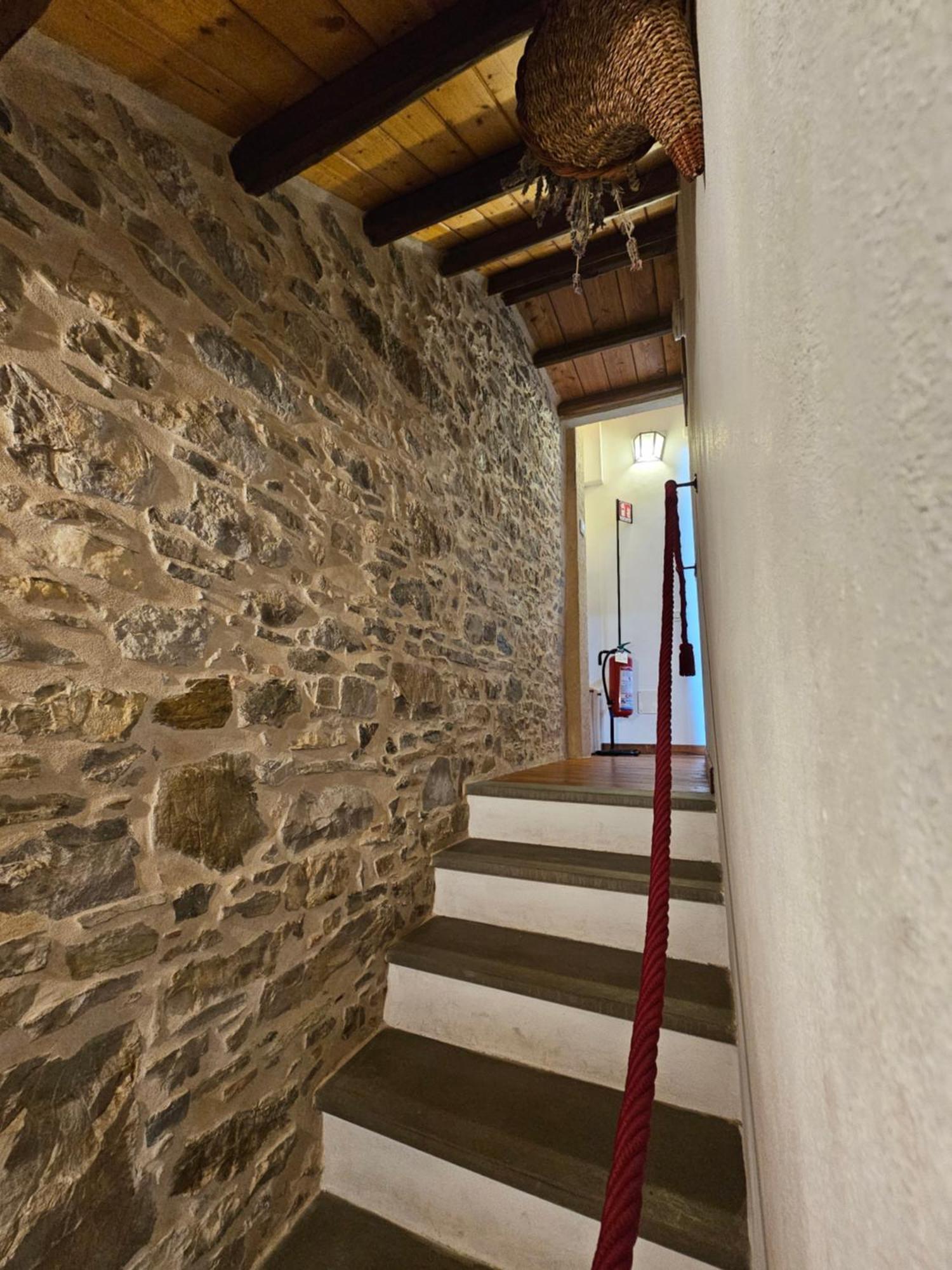 Deliziosa Casetta Sull'Appennino Toscano Montefegatesi Eksteriør billede