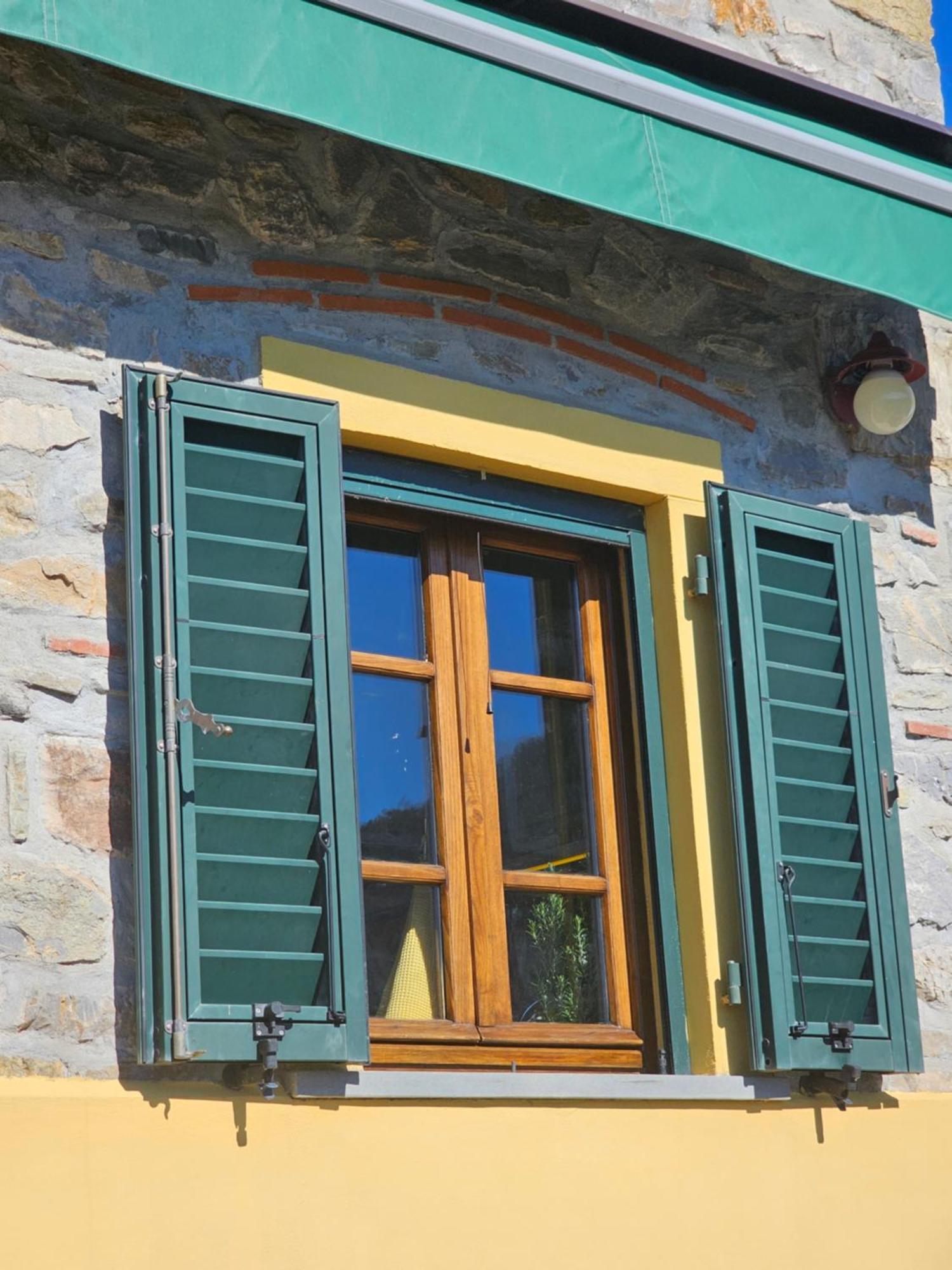 Deliziosa Casetta Sull'Appennino Toscano Montefegatesi Eksteriør billede